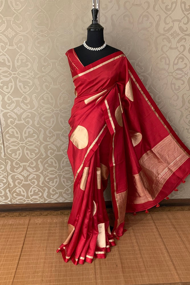 RED POONA SILK SAREE WITH GOLDEN ZARI WOVEN BUTTAS