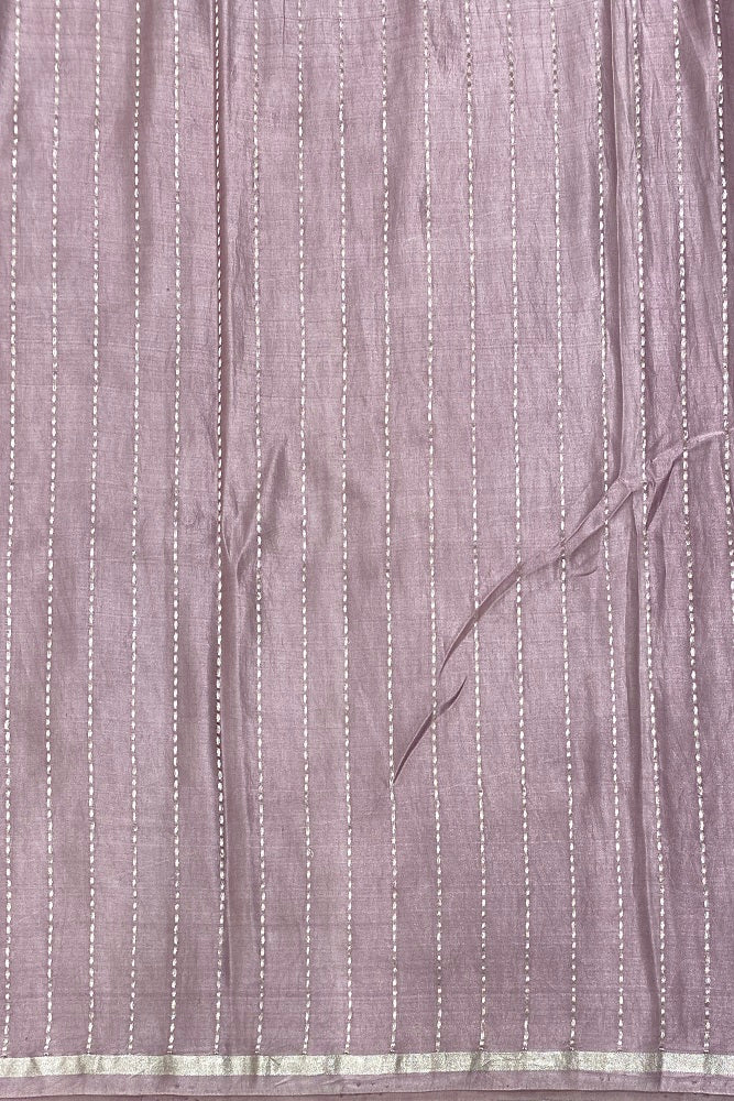 Mauve Mashru Silk Banarasi handloom saree with intricate gold zari work and matching unstiched blouse, traditional wear by Saarang Sarees.