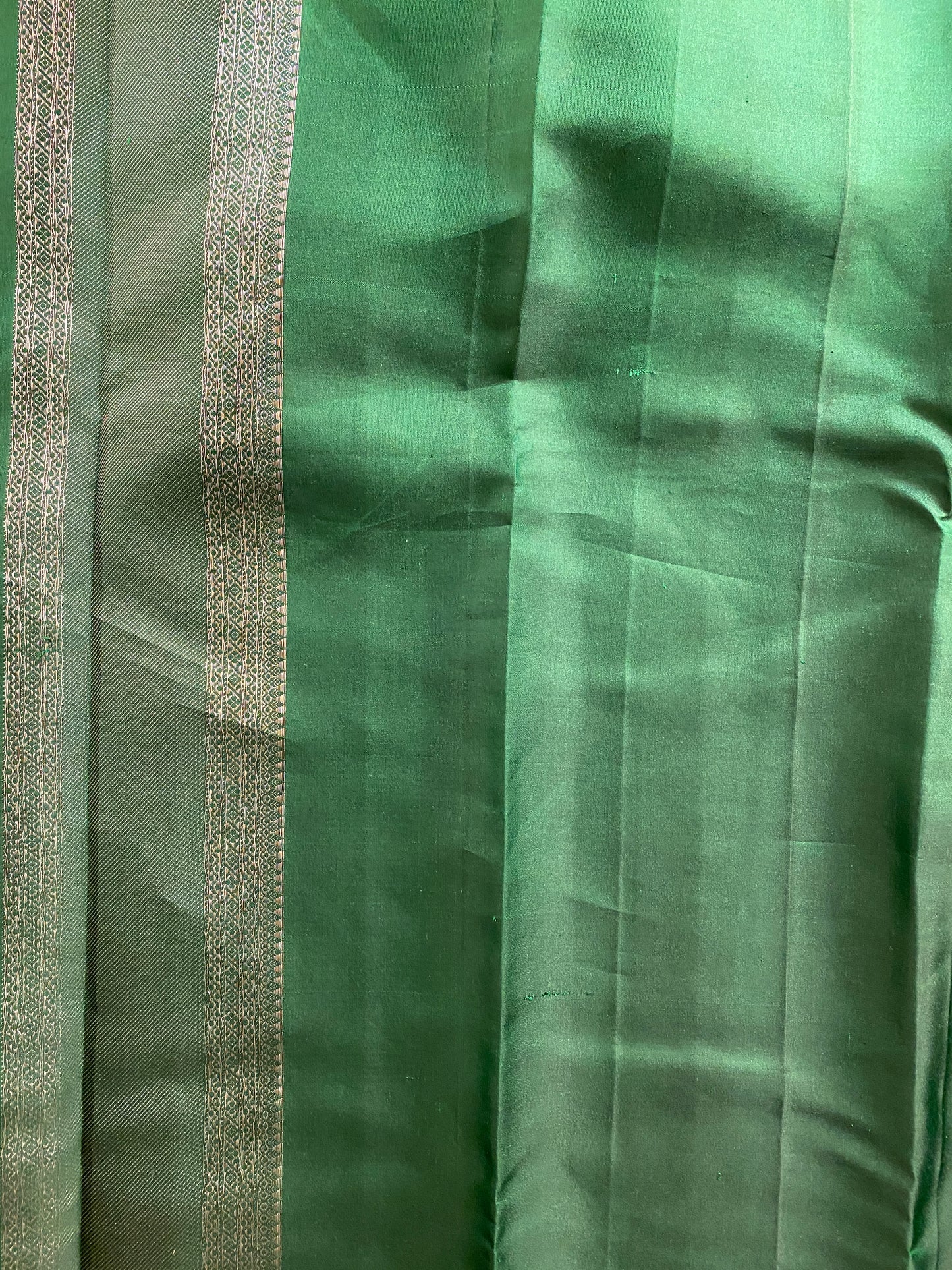 Deep Green Pure Kanjeevaram Silk Saree, With Unstiched Blouse