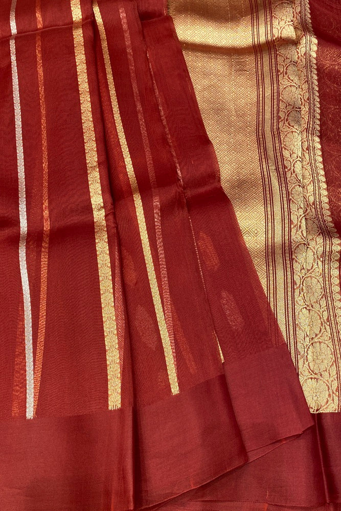 Maroon Kora Banarasi Silk Saree With Unstich Blouse Piece