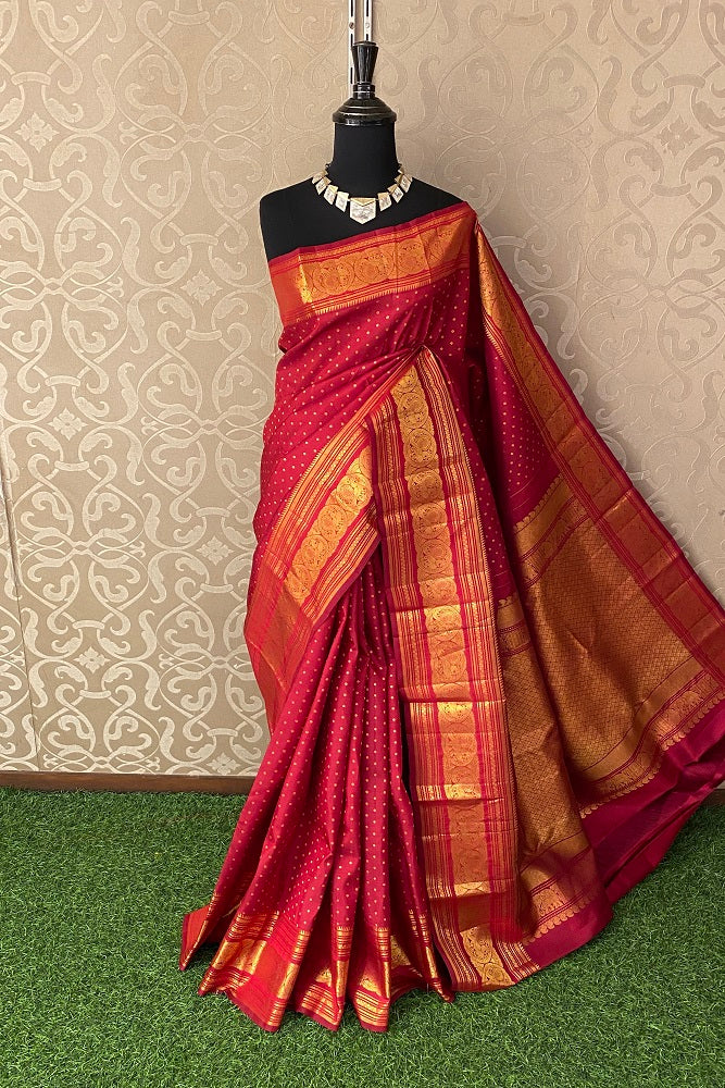 Red Pure Kanjeevaram Silk Saree With Blouse