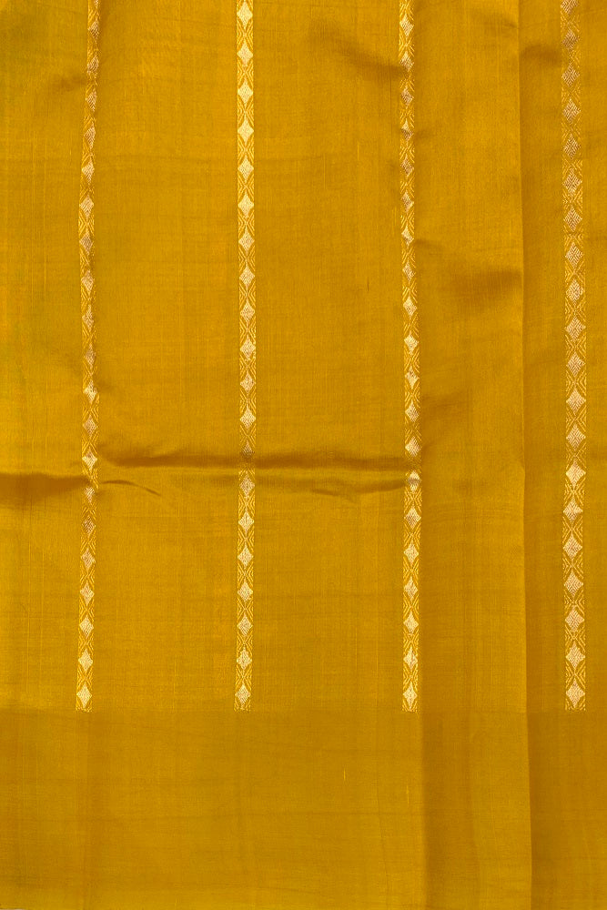 MUSTARD YELLOW POONA SILK SAREE WITH GOLDEN ZARI WOVEN BUTTAS