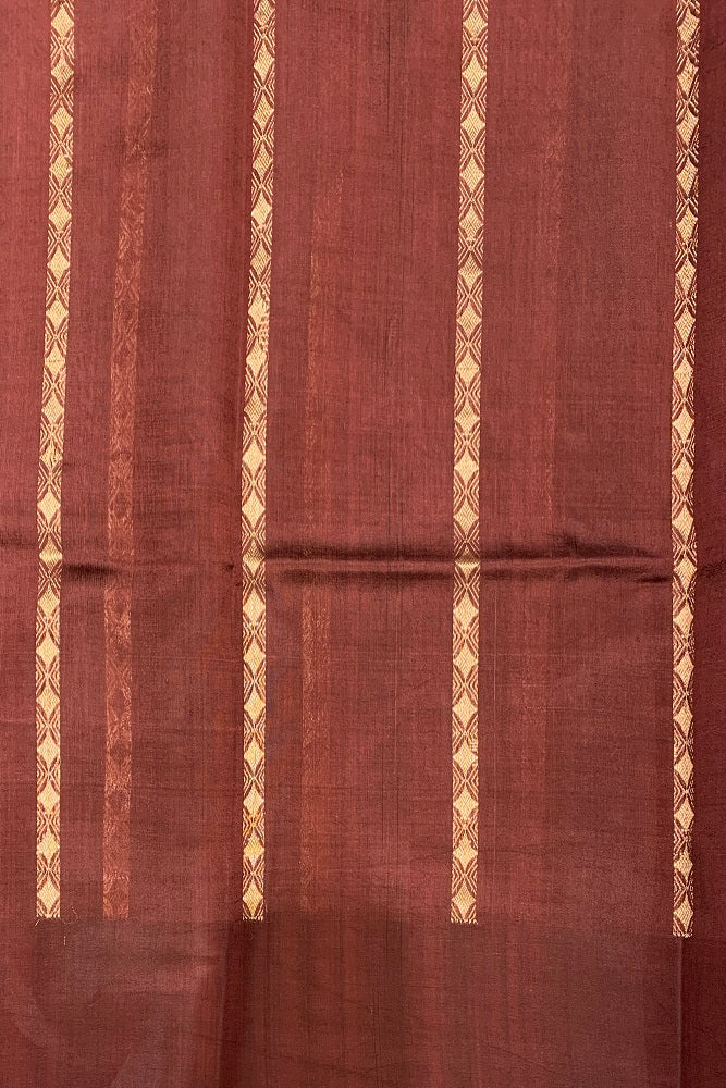 CHOCOLATE MAROON POONA SILK SAREE WITH GOLDEN ZARI WOVEN BUTTAS