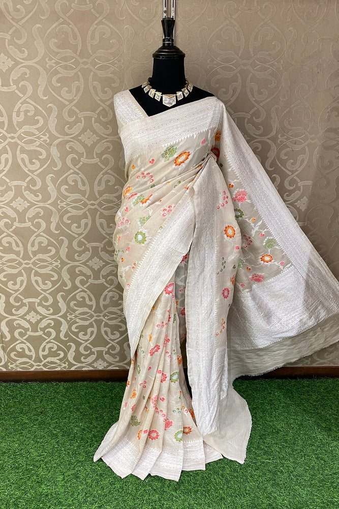 Offwhite Tussar Khaddi Georgette Handwoven Saree, With Unstiched Blouse