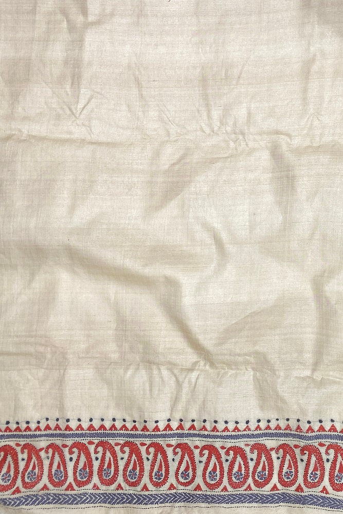 Offwhite Tussar Embroidery Saree With Kantha Work Border, With Unstitched Blouse