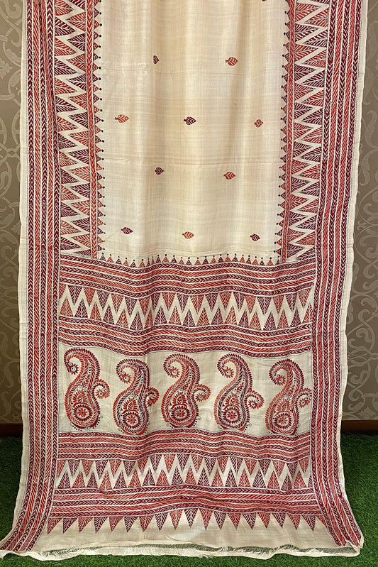 Offwhite Red Tussar Embroidery Saree With Kantha Work Border, With Unstitched Blouse