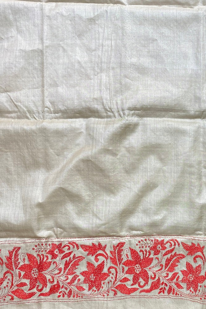 Offwhite Red Tussar Embroidery Saree With Kantha Work Border, With Unstitched Blouse