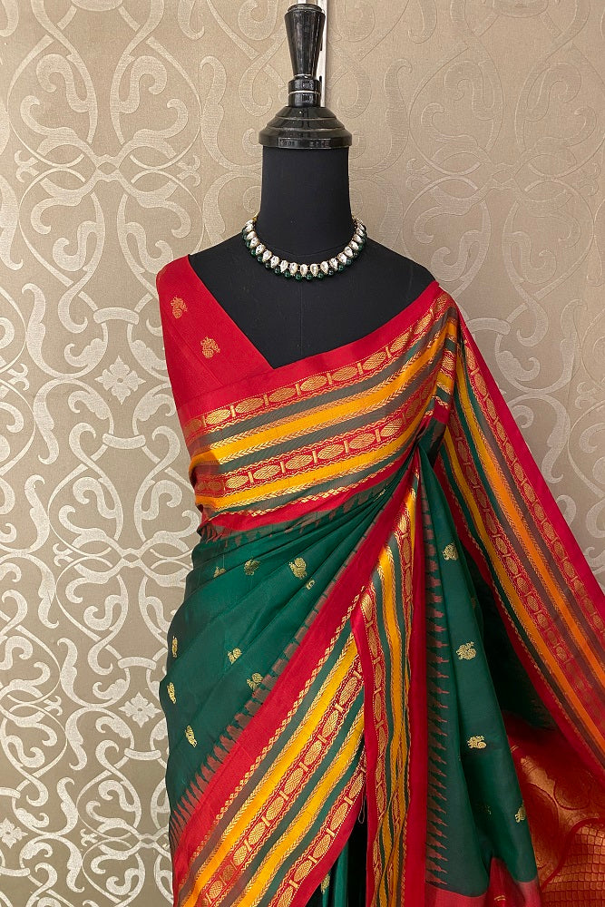 Forest Green Gadwal Silk Saree With Unstiched Contrast Blouse
