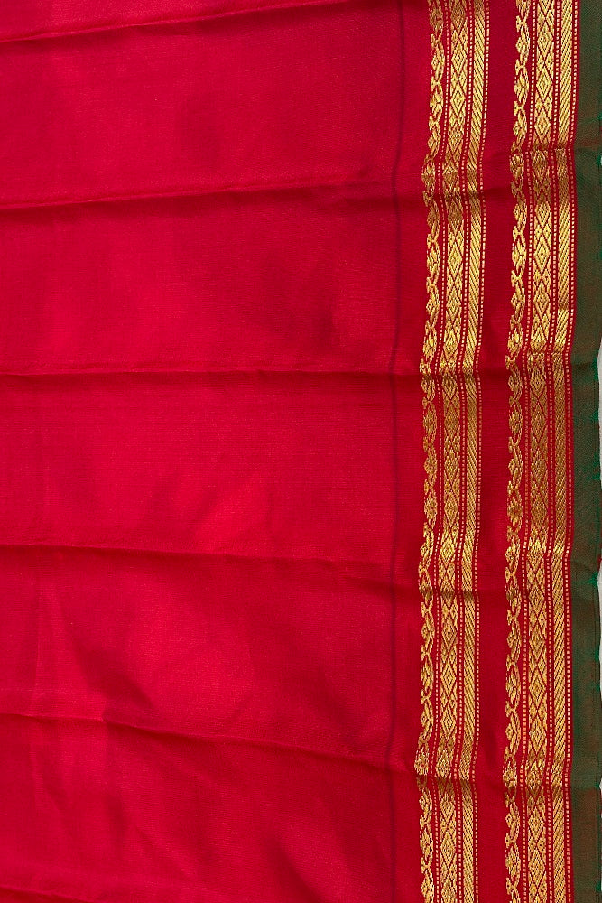 Black Gadwal Silk Saree With Unstiched Contrast Blouse