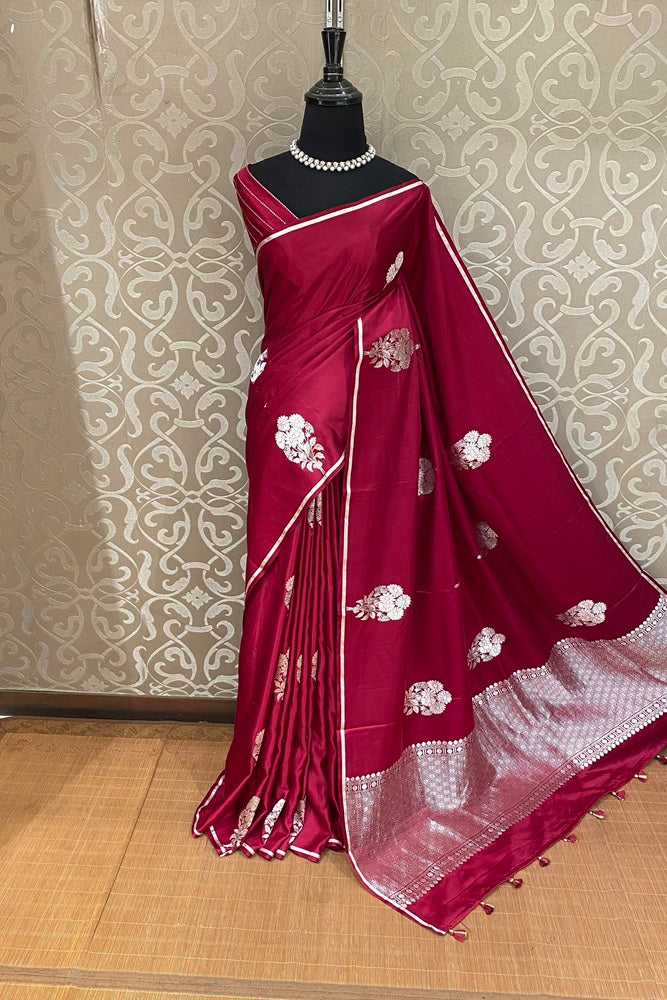Magenta Mashru Silk Banarasi Handloom Saree, With Unstiched Blouse
