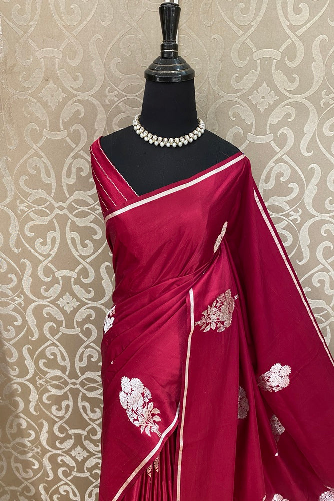 Magenta Mashru Silk Banarasi Handloom Saree, With Unstiched Blouse