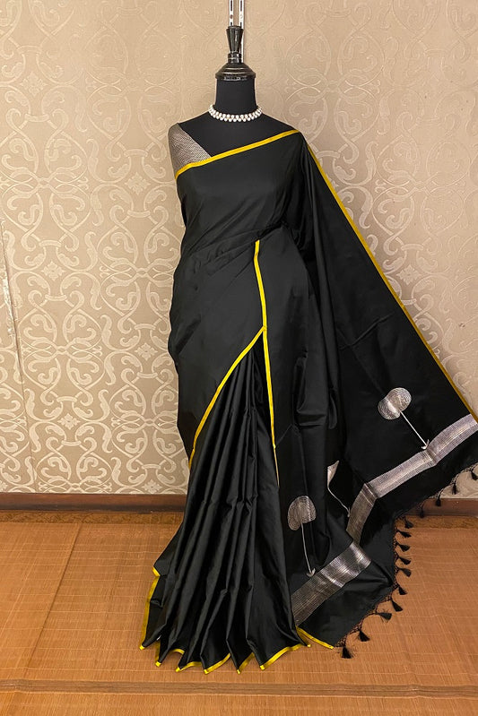 Black Mashru Silk Banarasi Kadwa Handloom Saree Without Border