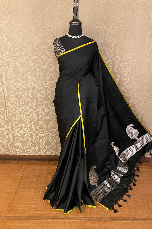 Black Mashru Silk Banarasi Kadwa Handloom Saree Without Border