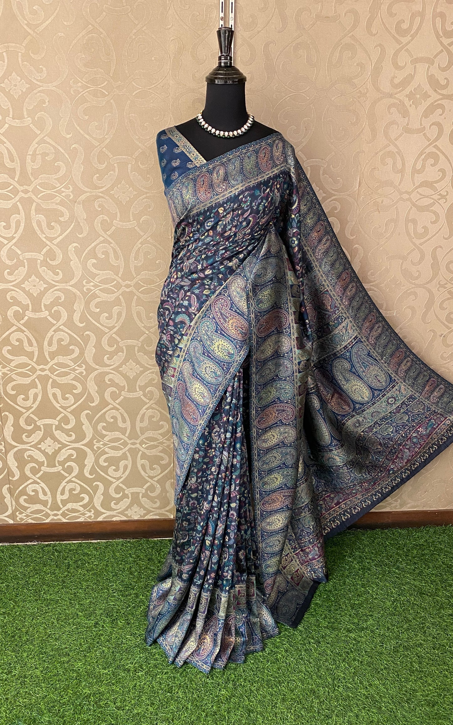 Dark Blue & Purple Pure Kani Handloom Silk Saree With Unstiched Buta Woven Blouse