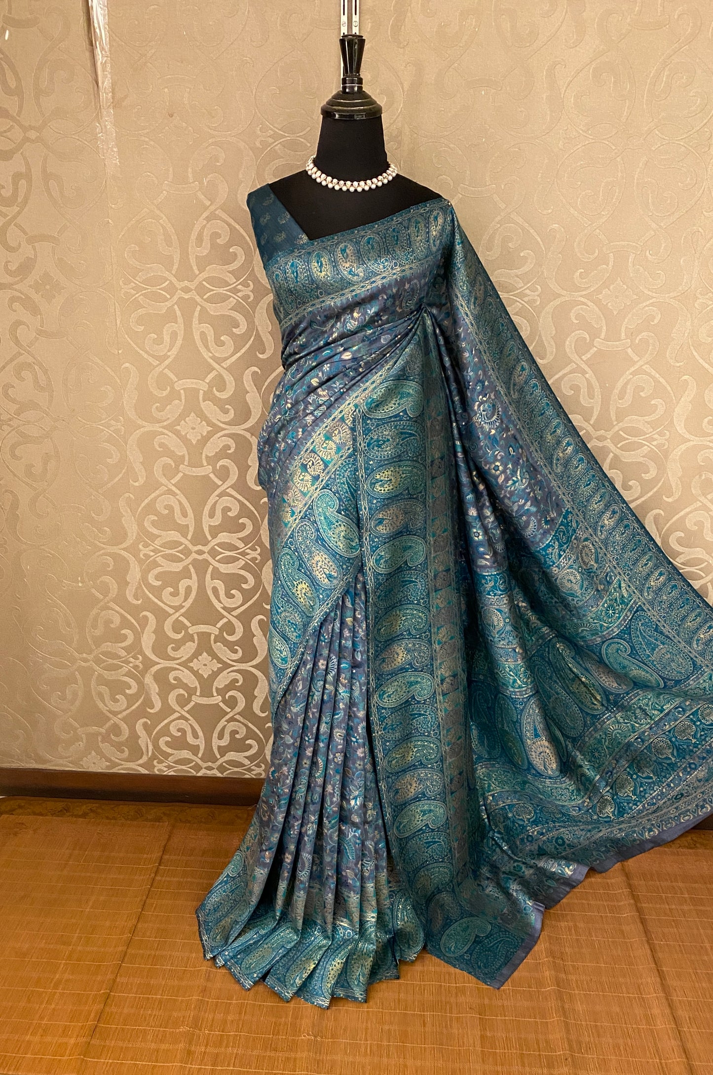 Purple & Teal Blue Pure Kani Handloom Silk Saree With Unstiched Buta Woven Blouse