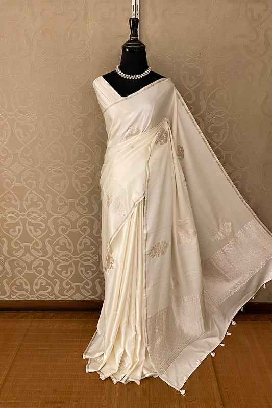Offwhite Mashru Silk Banarasi Kadwa Handloom Saree, With Blouse
