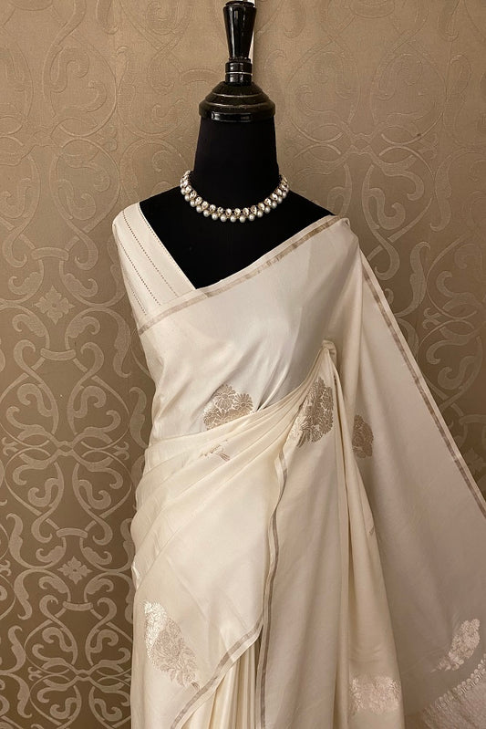 Offwhite Mashru Silk Banarasi Kadwa Handloom Saree, With Blouse