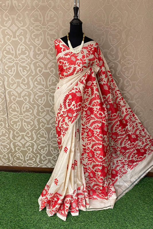 Offwhite Red Pure Tussar Bengal Kantha Stitch Saree, With Unstitched Blouse.