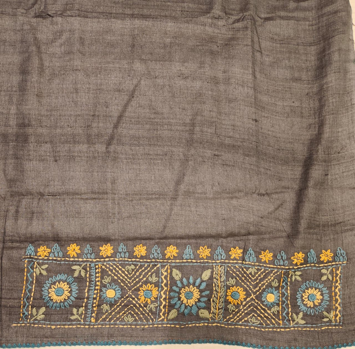 Grey Tussar Hand Embroidery Saree, With Unstitched Blouse