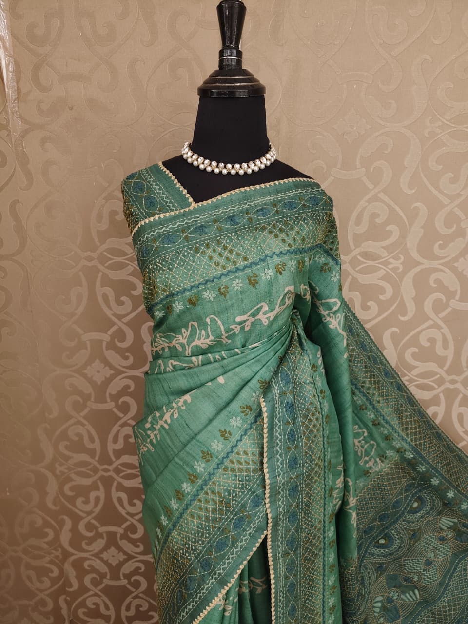 Sea Green Tussar Hand Embroidery Saree, With Unstitched Blouse